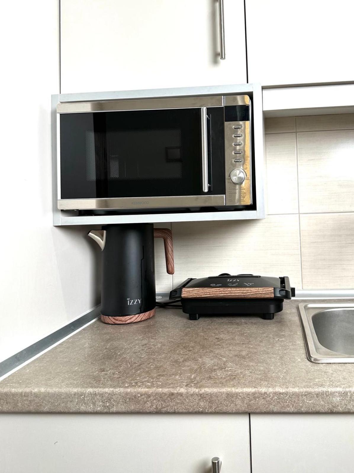 Allure Center 2bdr Apartment *